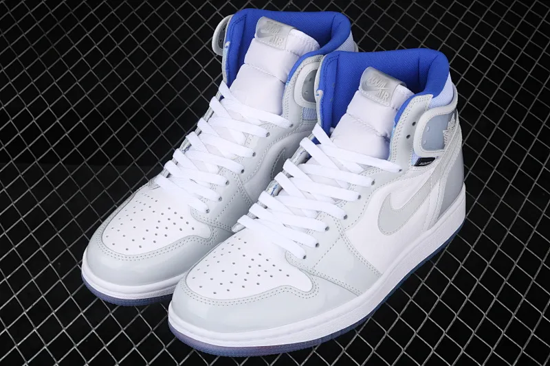 All categories Air Jordan Jordan series basketball shoes Air Jordan 1 High pure original version Air Jordan 1 High Zoom R2T AJ1 Joe 1 white gray blue patent leather gradient crystal bottom CK6637-104